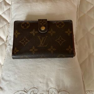 Louis Vuitton Canvas Port Feuille Vienouse Wallet